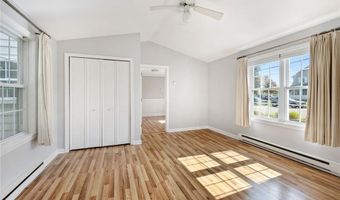 16 Elm Ave, East Providence, RI 02916