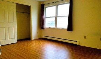 2 Lupine Ln, Bath, ME 04530