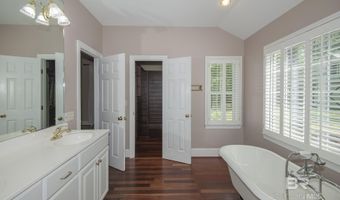 151 Mockingbird Ln, Atmore, AL 36502