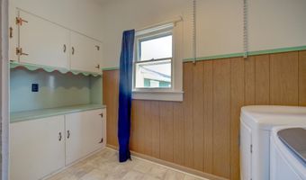 805 W 4th St, Bicknell, IN 47512