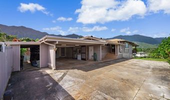 47-381 Ahuimanu Rd A, Kaneohe, HI 96744