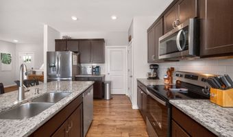 2113 NW Linwood Ct, Ankeny, IA 50023