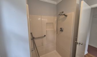 2 Dixon Rd, Danbury, CT 06811