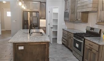 710 Harbison St, Bentonville, AR 72713