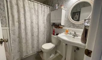 553 E. Broad St, Nappanee, IN 46550