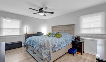 103 Idlewild Ln, Aberdeen, NJ 07747