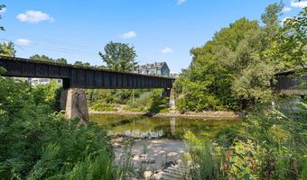 657 Greenslate Dr SE, Ada, MI 49301