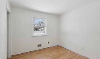 1124 Spray Ave, Beachwood, NJ 08722
