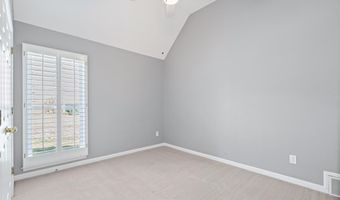8217 THORNE Dr, Bartlett, TN 38002