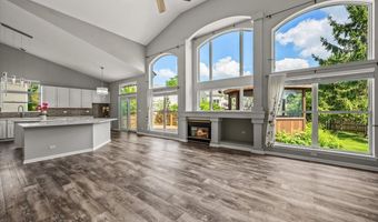 2317 Barrett Dr, Algonquin, IL 60102