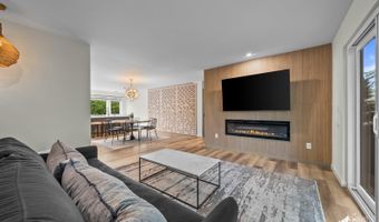 1785 Evangeline Ln, Anchorage, AK 99517