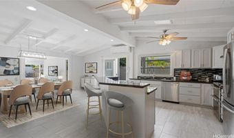 865 Akumu St, Kailua, HI 96734