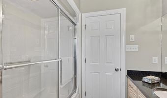 490 Court St #22, Abingdon, VA 24210