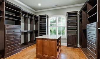 1725 ALTAMONT Ct, Auburn, AL 36830