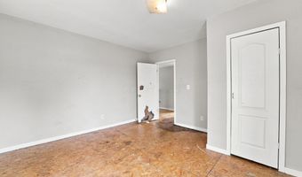 879 Sullivant Ave, Columbus, OH 43223