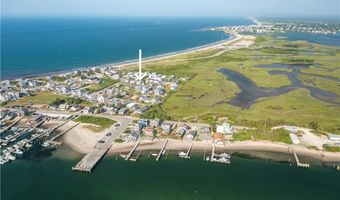 6 Arbeth Ave, Narragansett, RI 02882