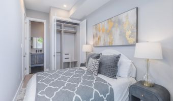1332 G St SE 1, Washington, DC 20003
