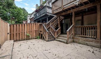 6134 PINE CREST Ln, Frederick, MD 21701