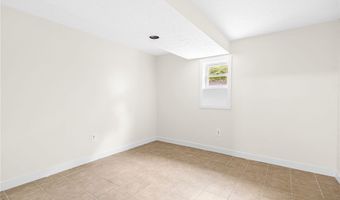1038 E 21st St, Ashtabula, OH 44004