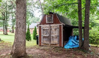 310 Morton Ln, Appomattox, VA 24522