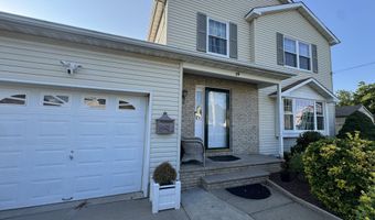 26 Gaston St, Aberdeen, NJ 07747