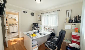 14 E Gate Rd, Danbury, CT 06811
