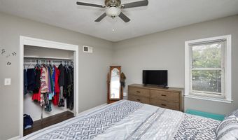 3944 42nd St, Des Moines, IA 50310