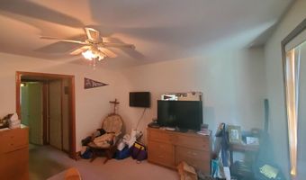 41 Dana Dr, Bangor, ME 04401