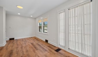 16 Bethel St, Bristol, CT 06010
