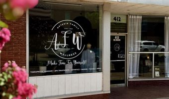 412 W Main St, Artesia, NM 88210