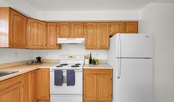 176 19TH St, Springfield, OR 97477