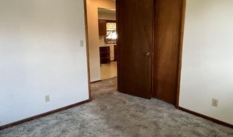904 D Ave E, Albia, IA 52531