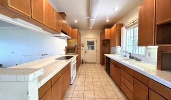 82-5960 WAKIDA Dr, Captain Cook, HI 96704