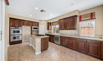 5859 E Treehouse Ln, Anaheim, CA 92807