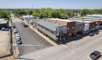 1 W Main St, Albion, IL 62806