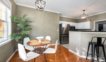 207 Farm Creek Dr E, Asheville, NC 28806