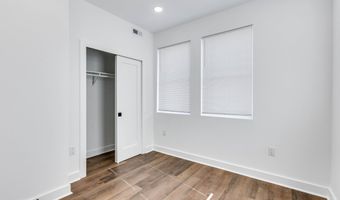 921 EDGLEY St, Philadelphia, PA 19122