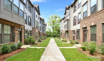 453 Spearfield Ln, Charlotte, NC 28205
