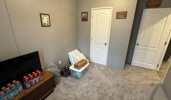 5076 Pine Grove Rd, Ballard, WV 24918