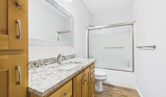 117 E Birchwood Dr, Brandon, SD 57005