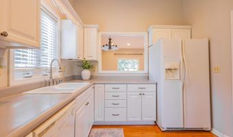 2119 Altamont Dr, Ashland, KY 41101
