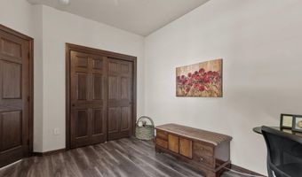 1074 W WILLIS Way, Appleton, WI 54913