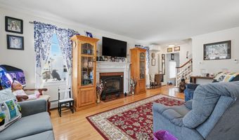 34 Windsor Ave, Augusta, ME 04330