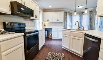 116 Laurel Springs Dr, Athens, GA 30606
