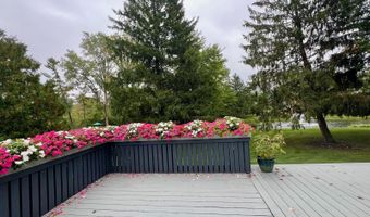 6316 Duxbury Dr SE, Ada, MI 49301