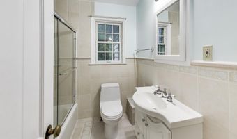 9326 W PARKHILL Dr W, Bethesda, MD 20814