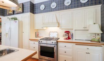 103 Bear Creek Rd, Adel, GA 31620