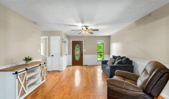 122 Nash Dr, Athens, TN 37303