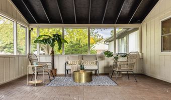 8740 Royal Meadow Dr, Indianapolis, IN 46217