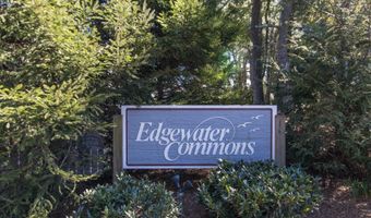 32 Edgewater Commons Ln 32, Westport, CT 06880